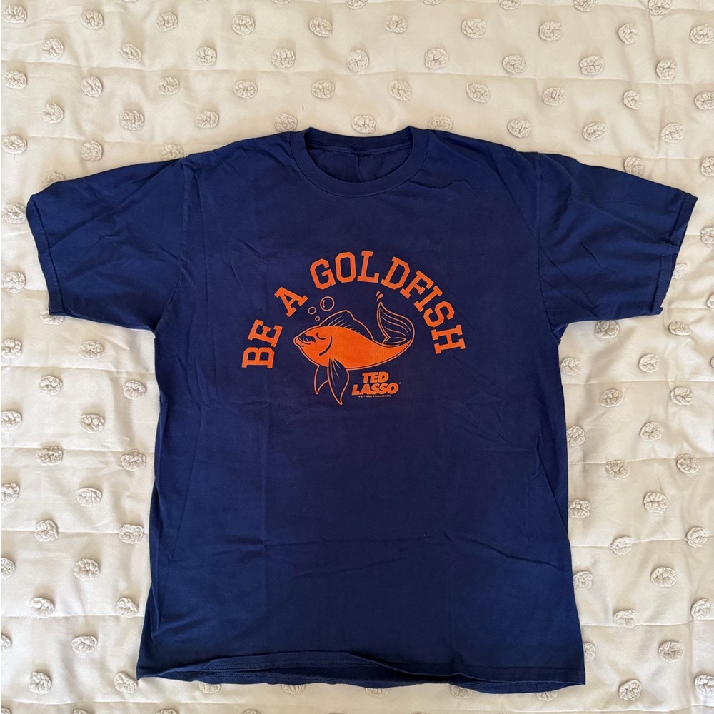 Ted Lasso “Be a Goldfish” T-Shirt – Men’s Large